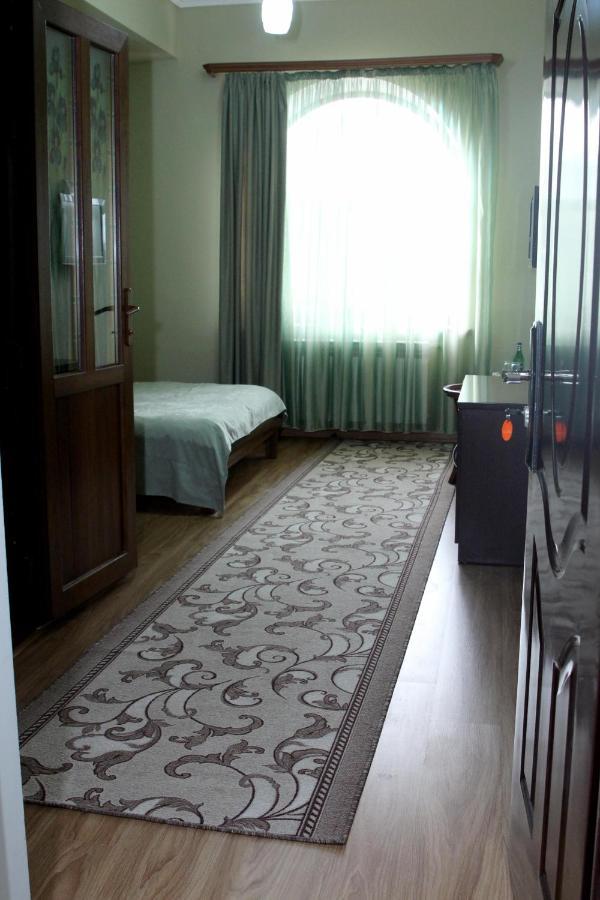Golden Apricot Guiumri Exterior foto